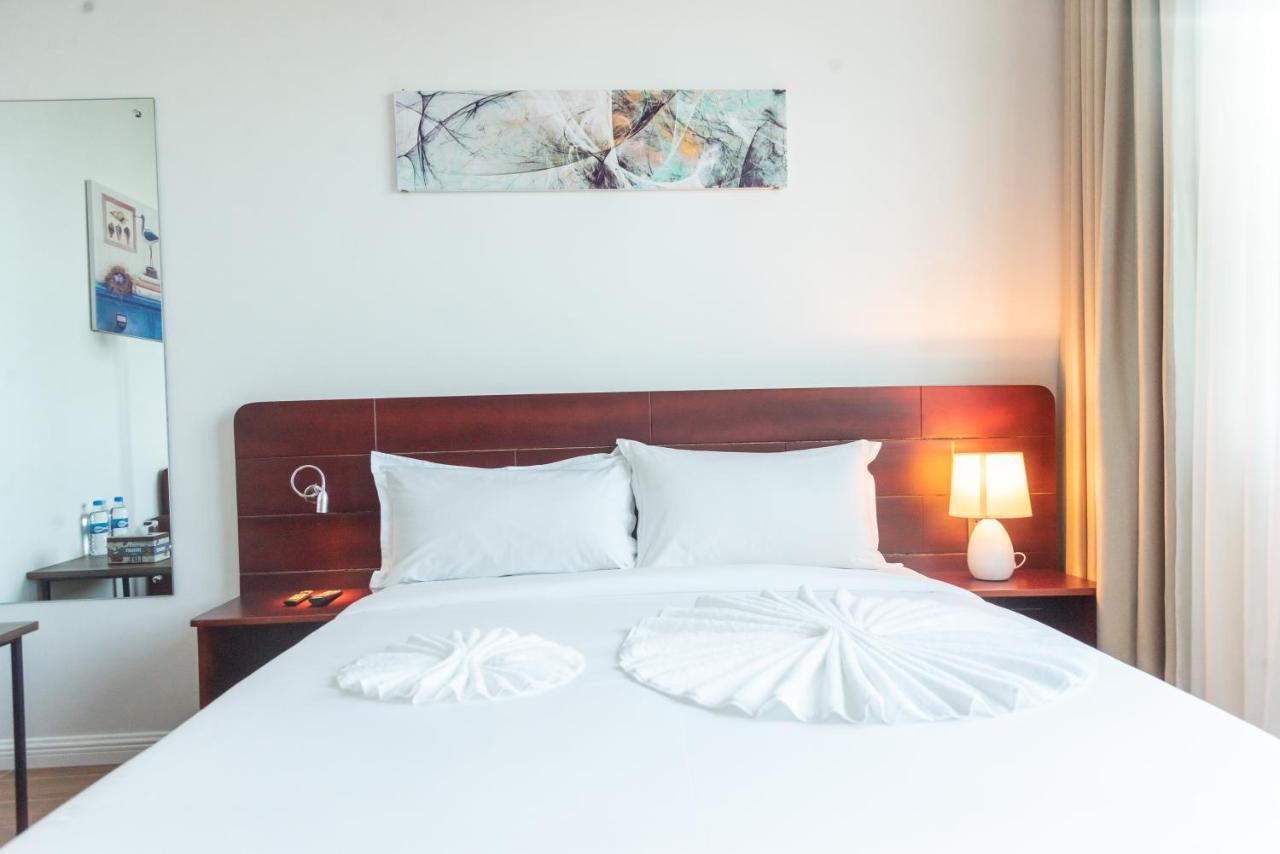 Pauraque Soho Hotel ดาร์เอสซาลาม ภายนอก รูปภาพ