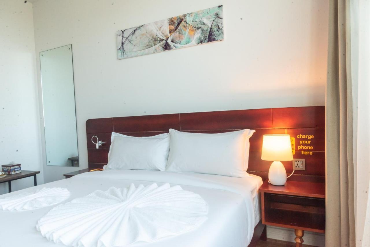 Pauraque Soho Hotel ดาร์เอสซาลาม ภายนอก รูปภาพ