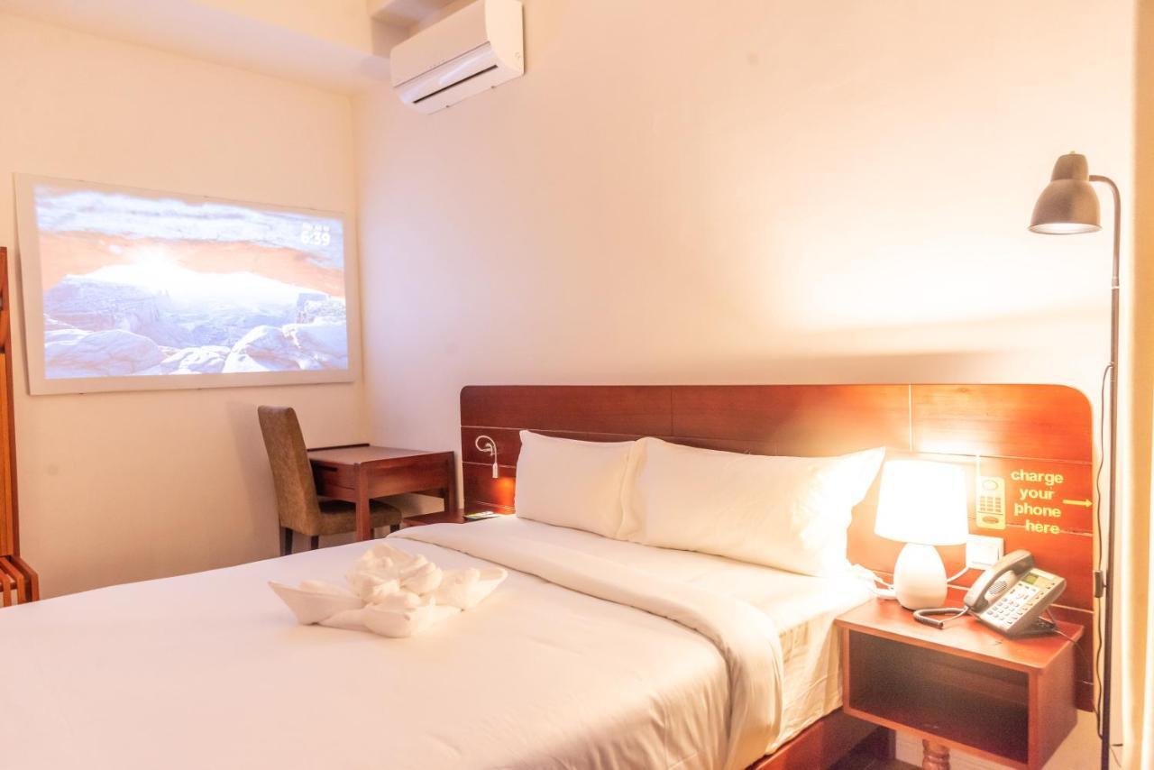 Pauraque Soho Hotel ดาร์เอสซาลาม ภายนอก รูปภาพ